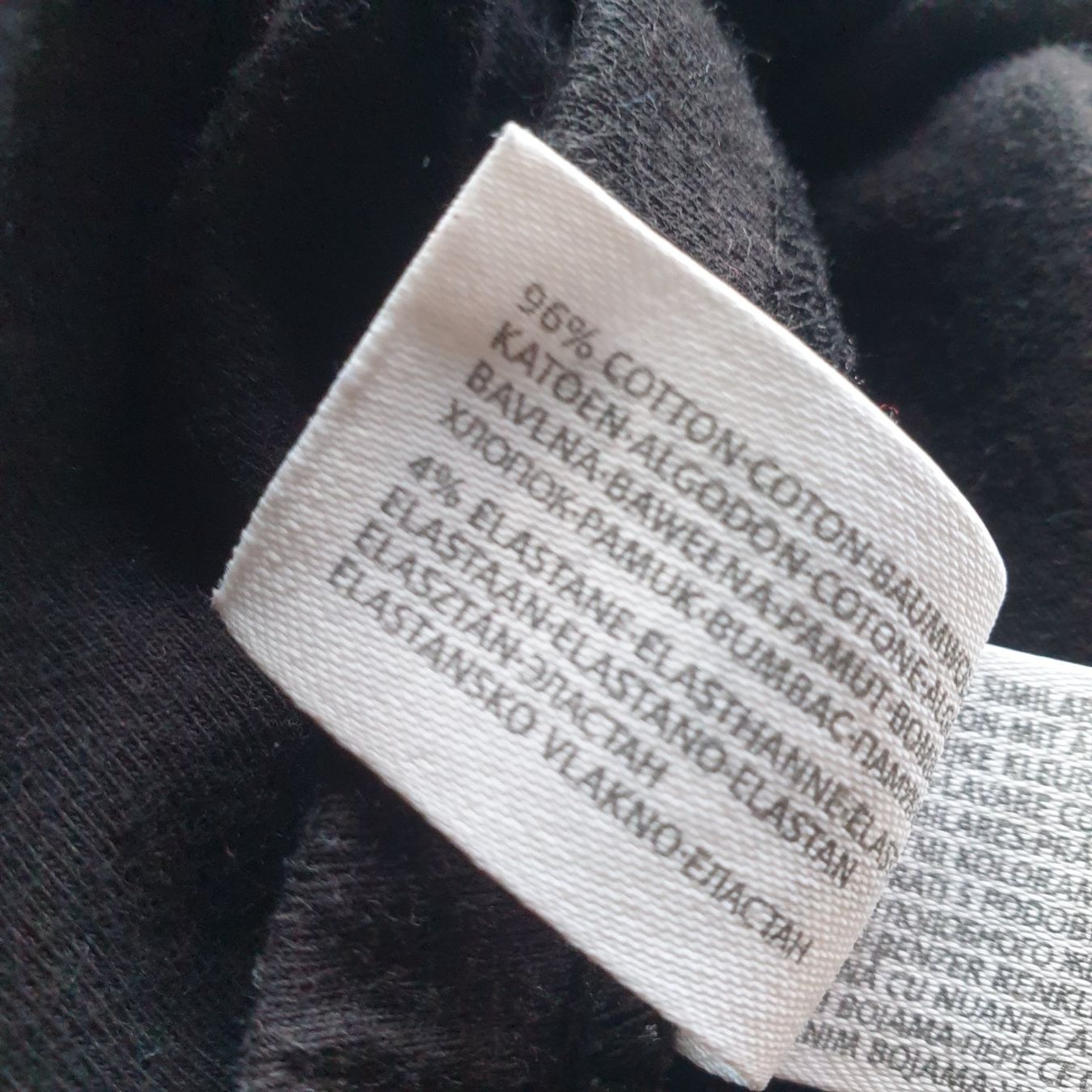 Pantaloni: 🐸 CAPRI HOSE SCHWARZ 135 – Usato da Môtier (Vully) venduto da Frogs 4