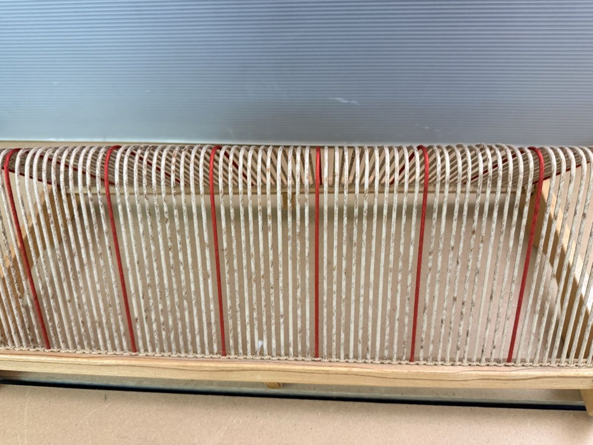 Supporti per strumenti musicali & leggii: Schallplattenständer, 1960er – Usato da Solothurn venduto da NUVICO 8