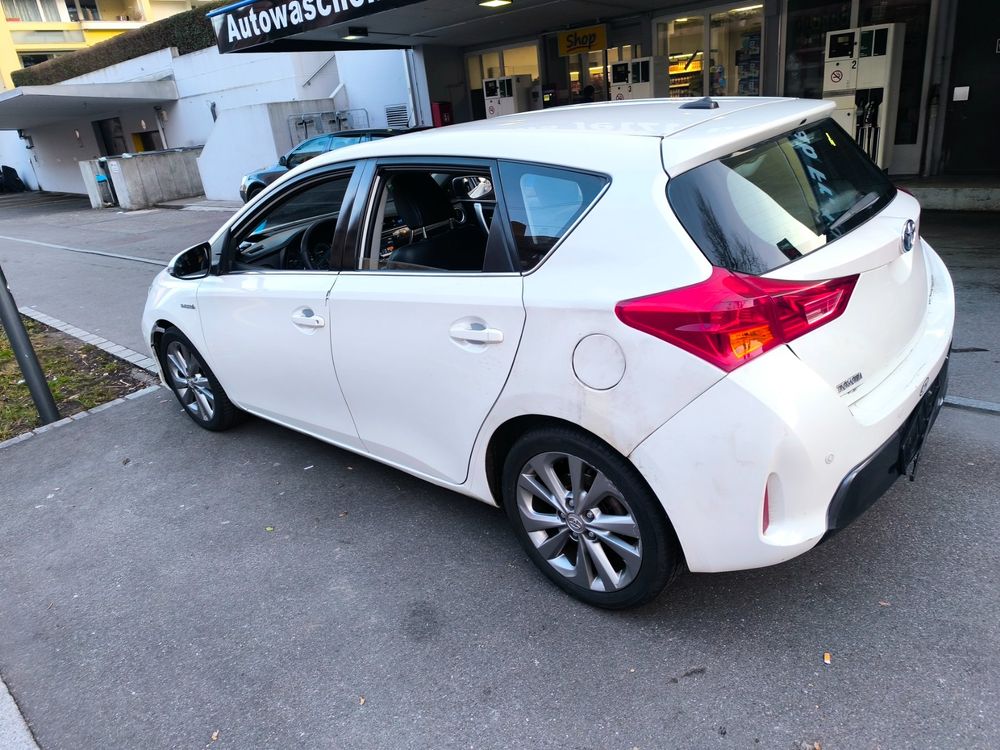 Erstaunlich Toyota Auris Hybrid Gebraucht Fotosnull