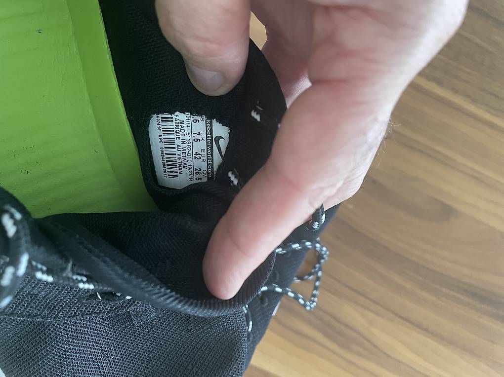 Scarpe da uomo: Scarpe Nike da Uomo no. 42 – Nuovo e nell'imballaggio originale da Novazzano venduto da Dome848 2