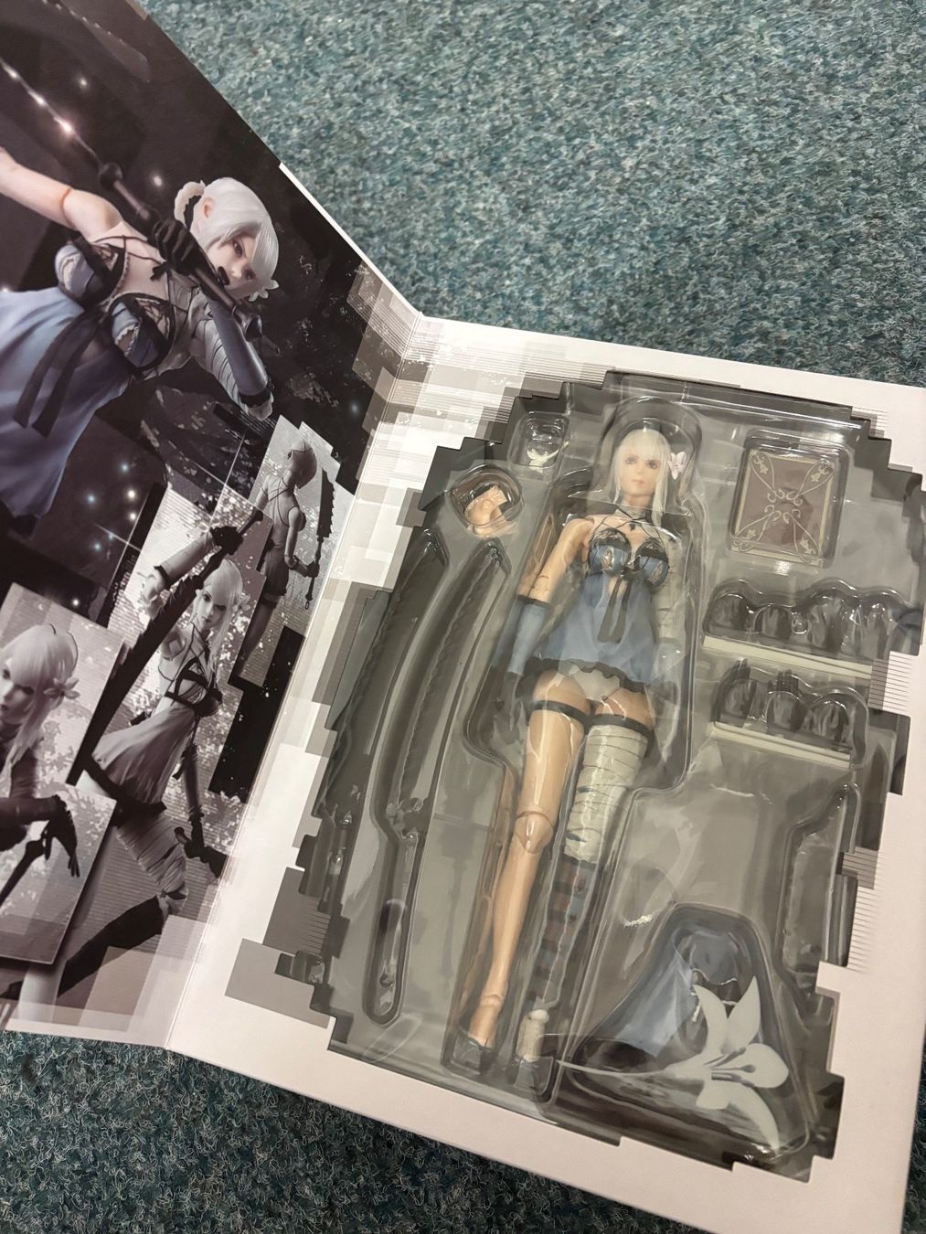 Statuette: Nier Replicant Kaine Figur Play Arts Kai – Usato da Goldach venduto da pinkpinkpink1