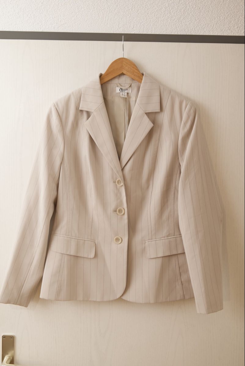 Anzüge & Kostüme: Blazer Grösse M – Neu (gemäss Beschreibung) aus Fribourg von ani_qj7v