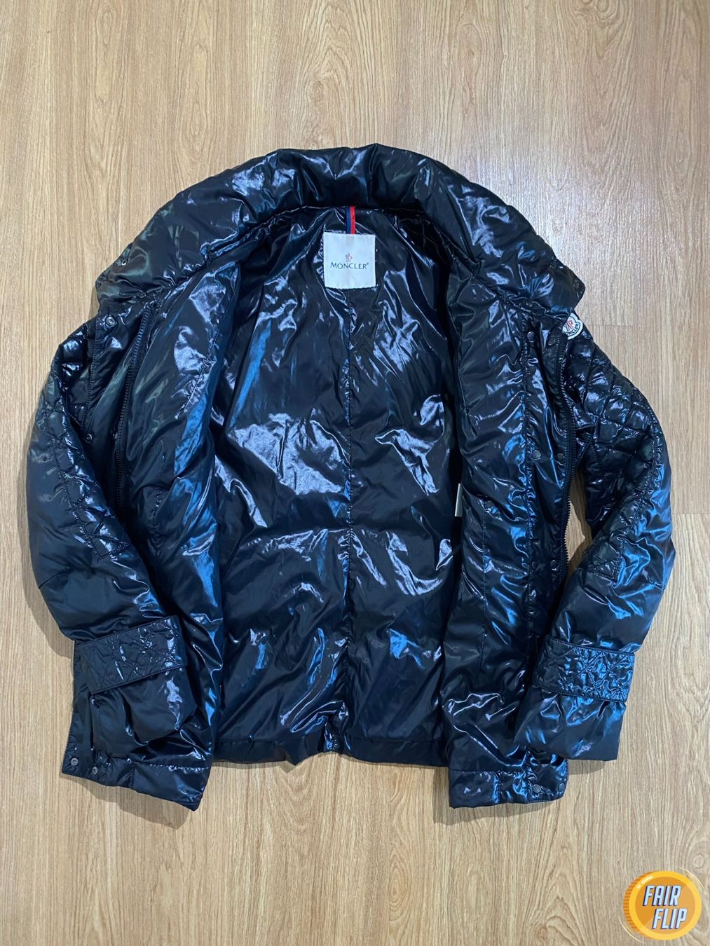 Moncler Giacche: Moncler Daunenjacke Gr. 5 – Usato da Luzern venduto da fairflip 1