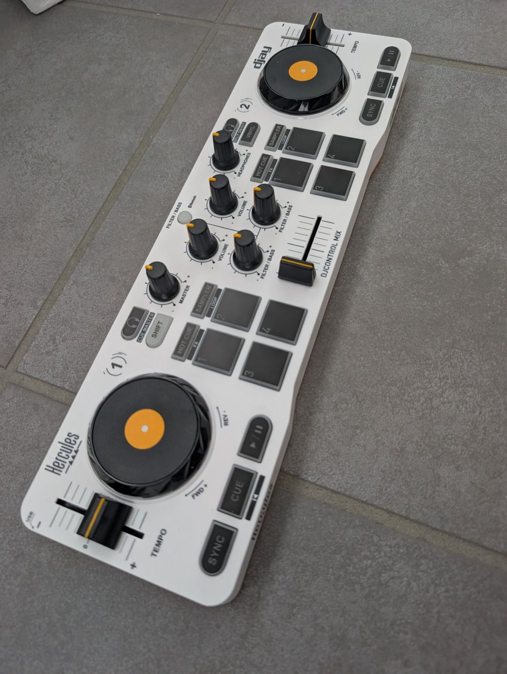 Hercules Console di mixaggio: Hercules DJ Control Mix - Neuwertig – Nuovo (secondo la descrizione) da Bellach venduto da florian.christen 3