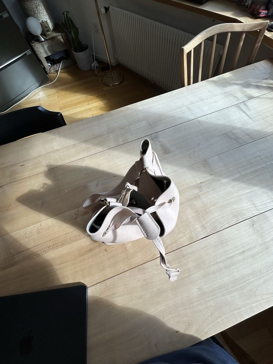 Furla Taschen für Damen: Furla Beuteltasche hellrosa mit Pochette – Gebraucht aus Chur von arianope 3