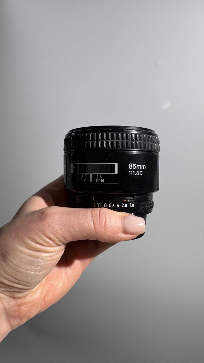 Nikon Objektive: Nikon 85mm f/1.8 D Objektiv – Gebraucht aus Basel von jane_photographer