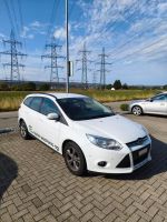 Ford Focus 1.0 SCTi - Schaltgetriebe - weiss
