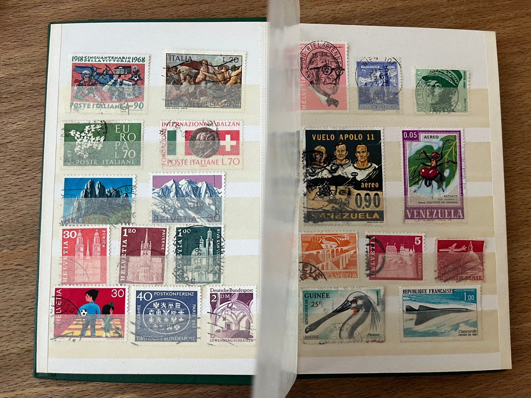 Tutti i francobolli: Briefmarkensammlung international – Usato da Zürich venduto da Nostalgia 1