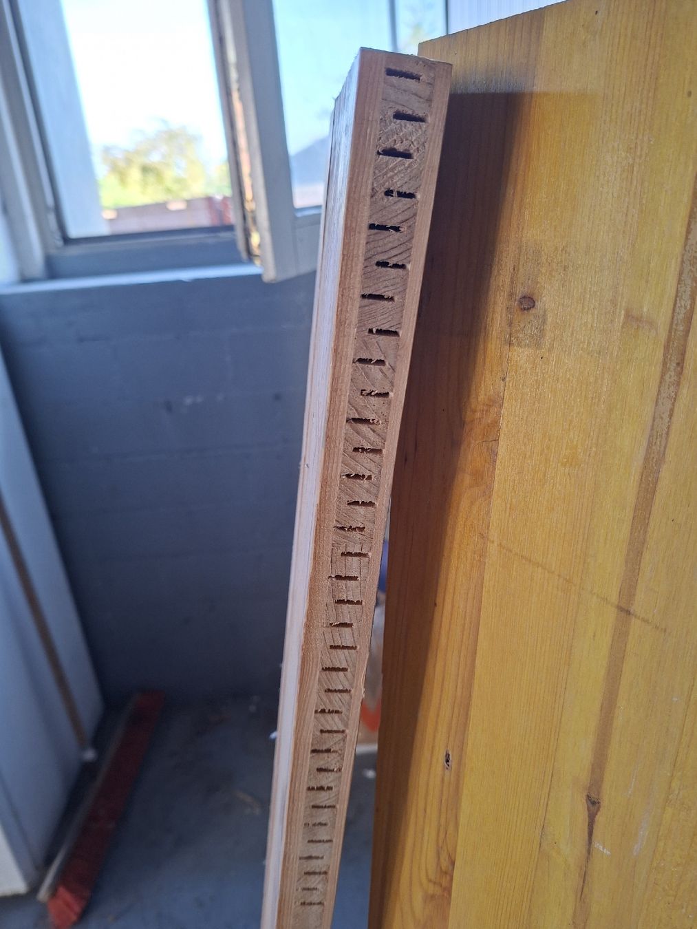 Articoli in legno: Schallbretter/Schalltafeln verschiedene Grössen – Usato da Oberhasli venduto da Cortina 3
