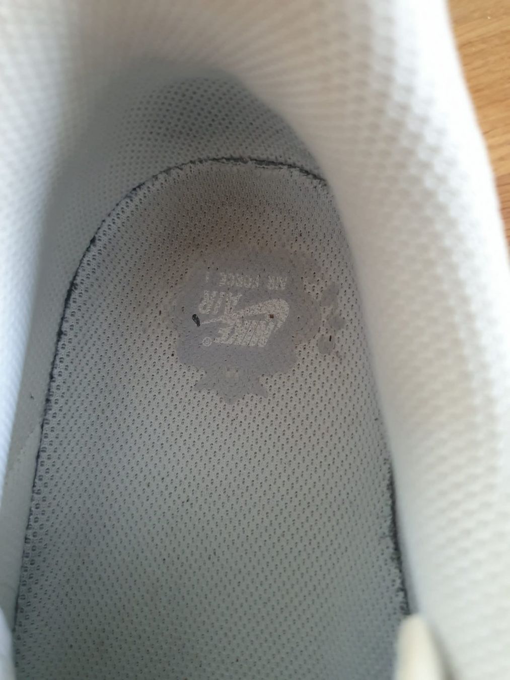 Nike Herrenschuhe: Nike Air Force 1, Grösse 44,5 – Gebraucht aus Winterthur von BW.1994 6