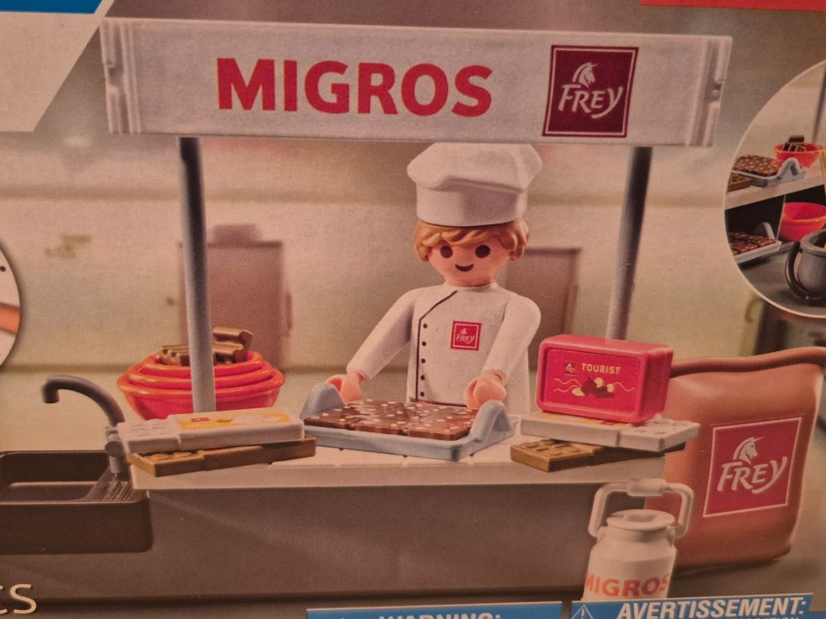 Playmobil Giocattoli: Migros Playmobil Schokoladestand – Nuovo e nell'imballaggio originale da Kriens venduto da honig01