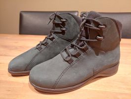 Ladysko Damen Schuhe Gr. 41, Leder, leicht gefüttert, top!