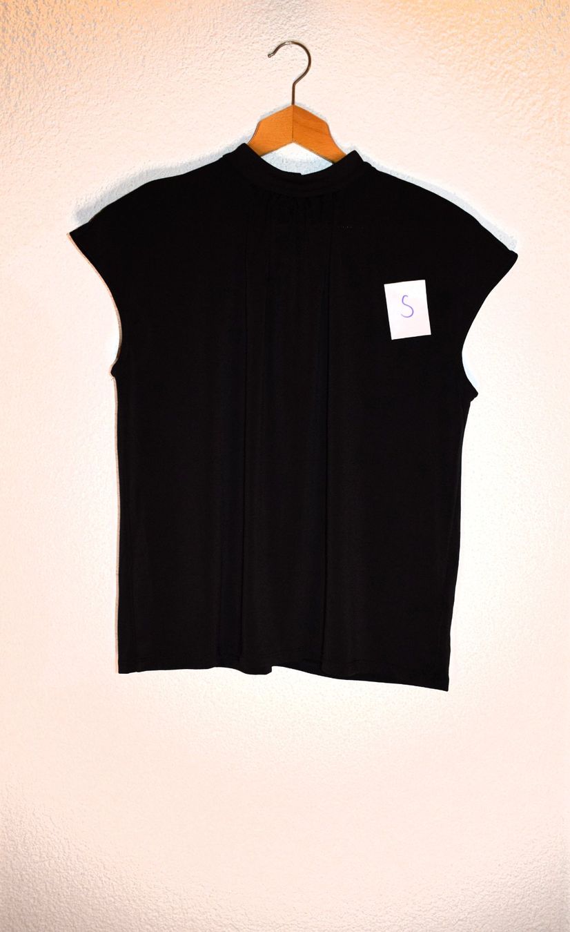 H&M Camicette: Schicke, ärmellose, schwarze Bluse, Grösse S – Usato da Merenschwand venduto da tolles_2hand