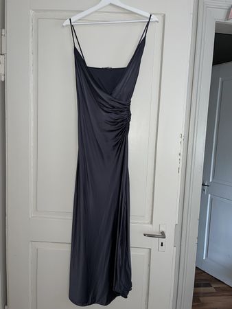 Abendkleid Massimo Dutti – S – Gastkleid/Ballkleid