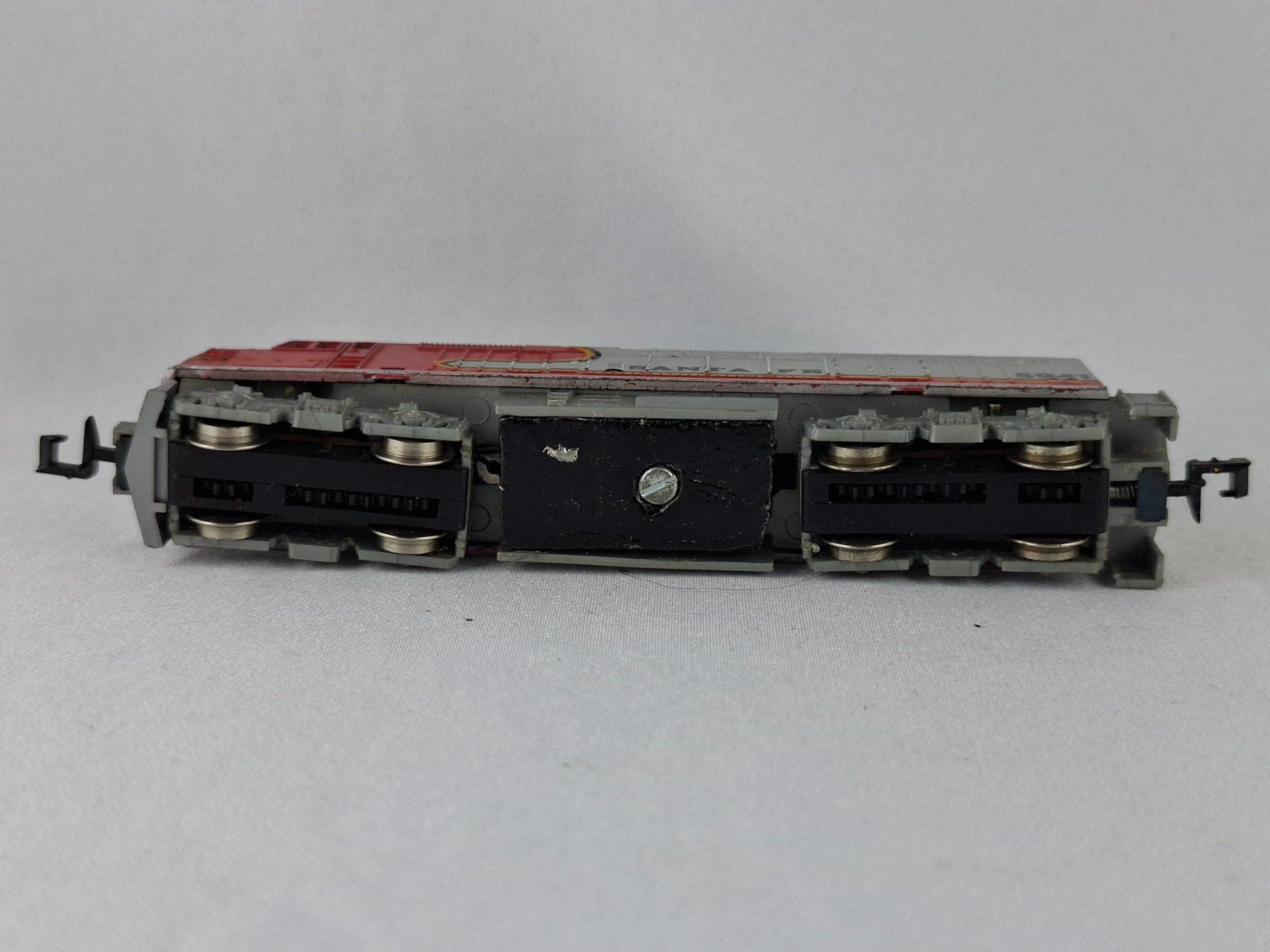 Modelleisenbahnen: Model Power 7544 ATSF Diesellok (DL) – Gebraucht aus Birr von waruco 3