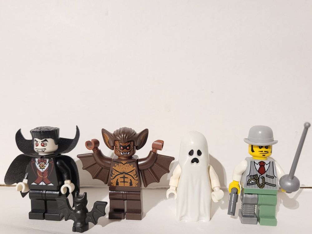 Lot de 4 minifigures Monster fighters, Draula etc...Top 1