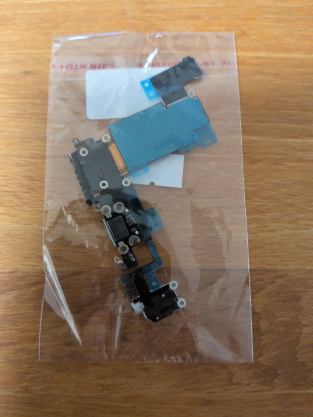 Apple Portables: Iphone 6s Plus Lightning Dock Connector Audioflex Microfon – Neuf avec emballage d'origine à Emmenbrücke par BMWPowerMK 1