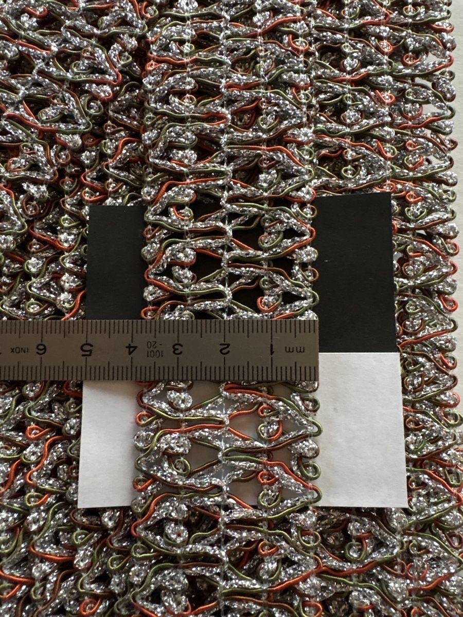 Tessuti: Textilband Bling Bling 750 cm lang – Nuovo (secondo la descrizione) da Rümlang venduto da Sambas19 1