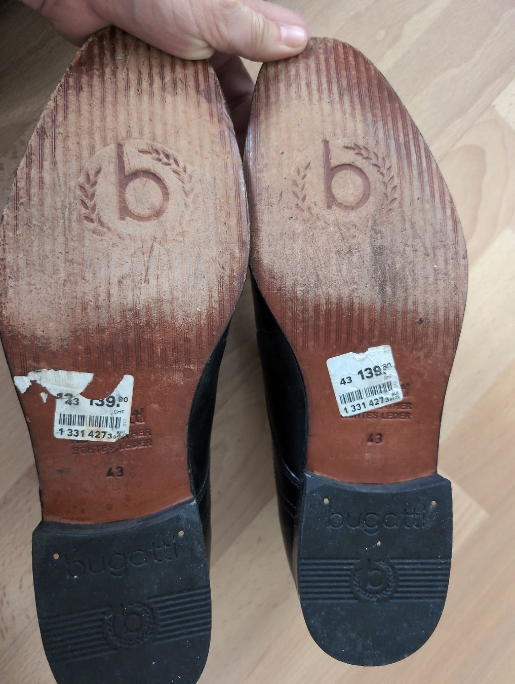Bugatti Scarpe da uomo: Bugatti Schuhe Gr. 43 – Usato da Unterägeri venduto da Fiobi 2