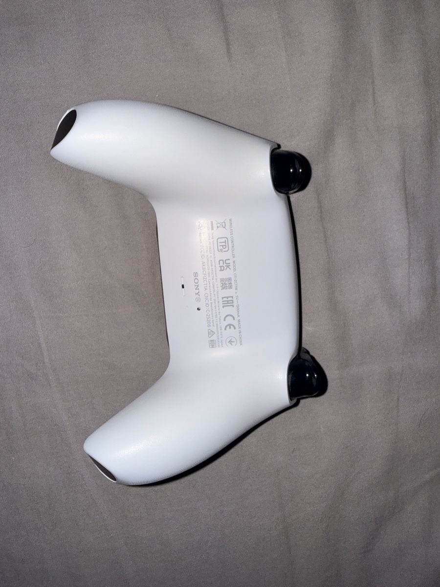 Sony Controller: PS5 DualSense Controller Weiss guter Zustand – Gebraucht aus Köniz von kaz_s2nn 1