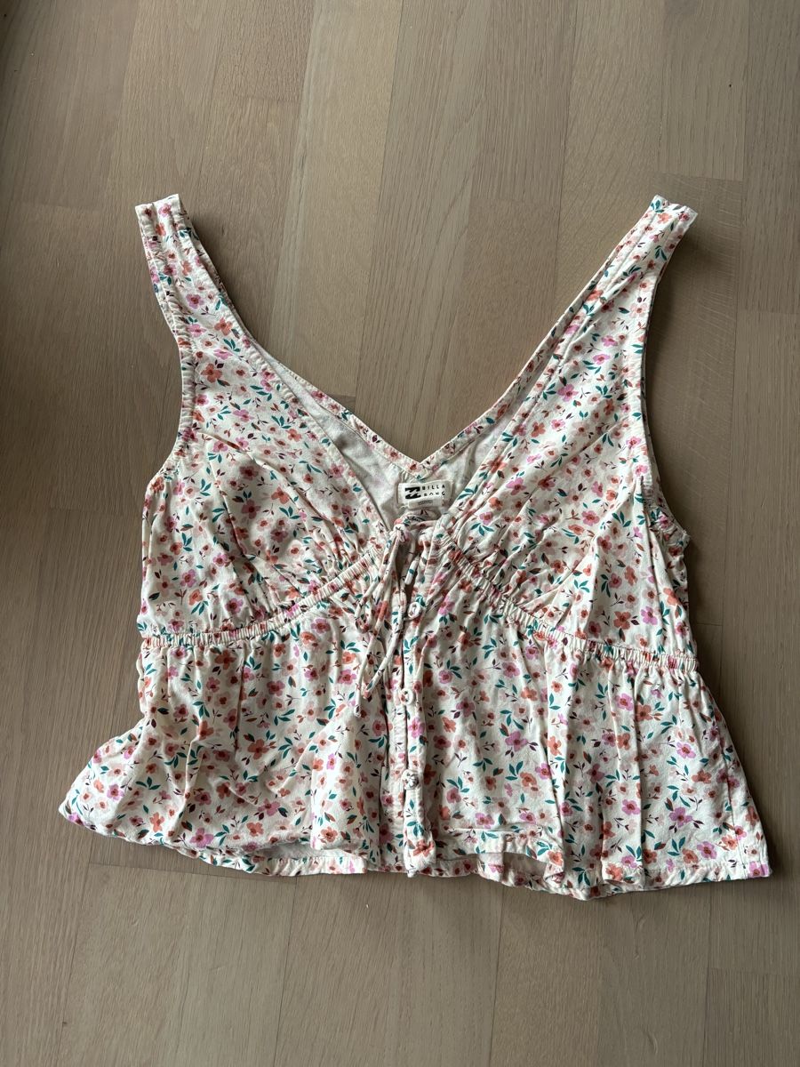 Billabong Top: BillaBong Crop Top Grösse M – Nuovo (secondo la descrizione) da Einsiedeln venduto da sab_g2v5