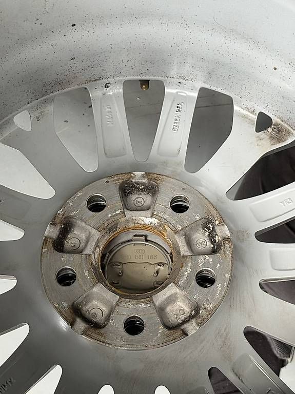 Cerchioni: Cerchioni Audi A3 – Usato da Tesserete venduto da giraffina 1