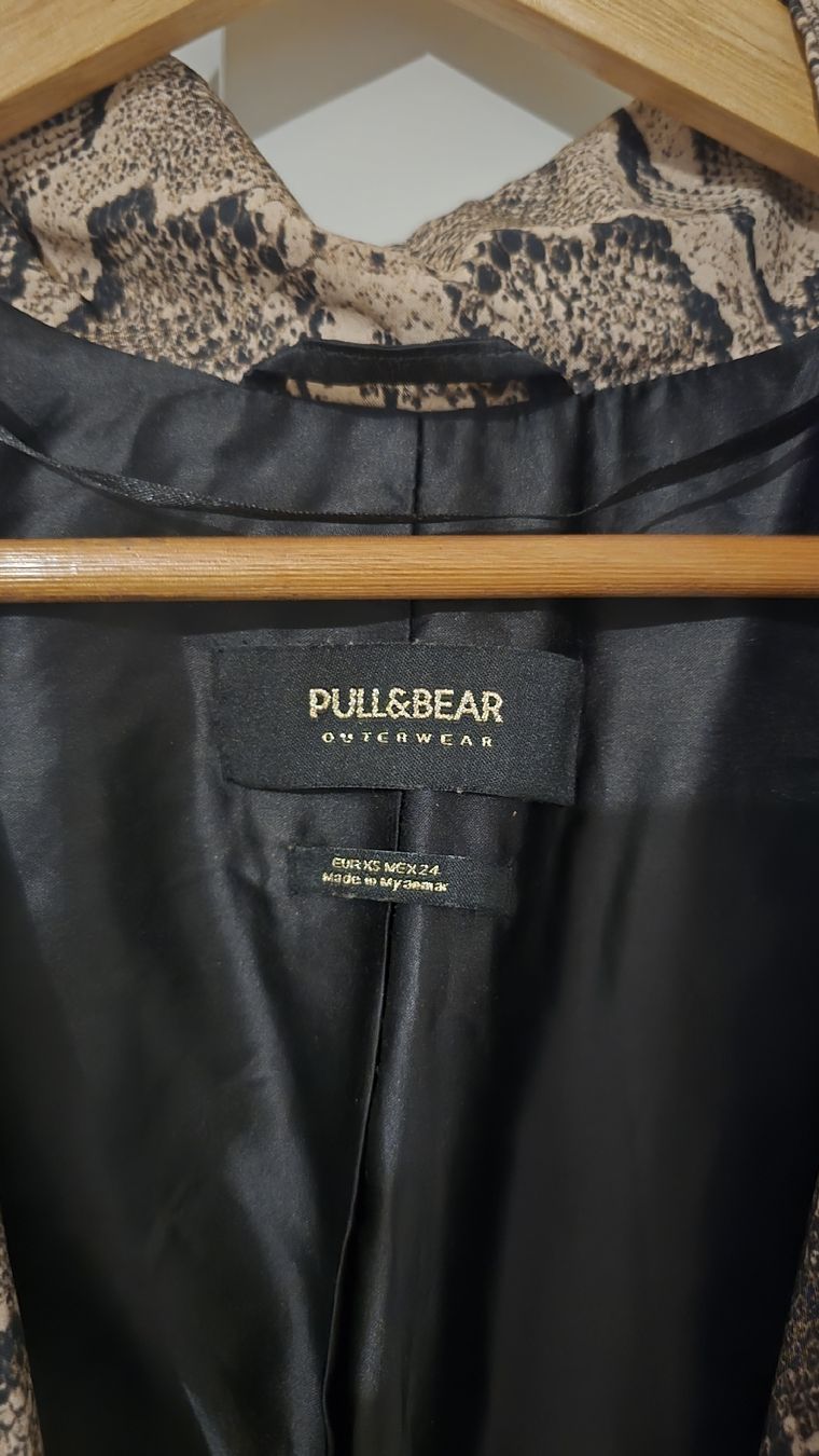Pull&Bear Giacche: Blazer imprimé python Pull&Bear, taille XS, doublure satinée – Nuovo (secondo la descrizione) da Carouge GE venduto da dem_7zbc 3