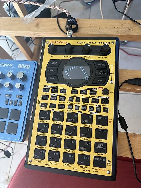 Sampler Sp-404 mkII (D'occasion) à Avenches pour CHF 350 – retrait ...