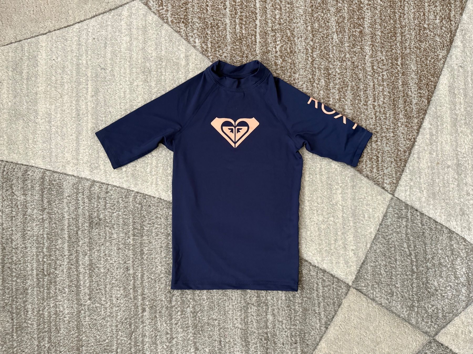 Roxy Costumi da bagno & Bikini: Badeshirt Roxy Gr.140 – Usato da Zürich venduto da Rolik123