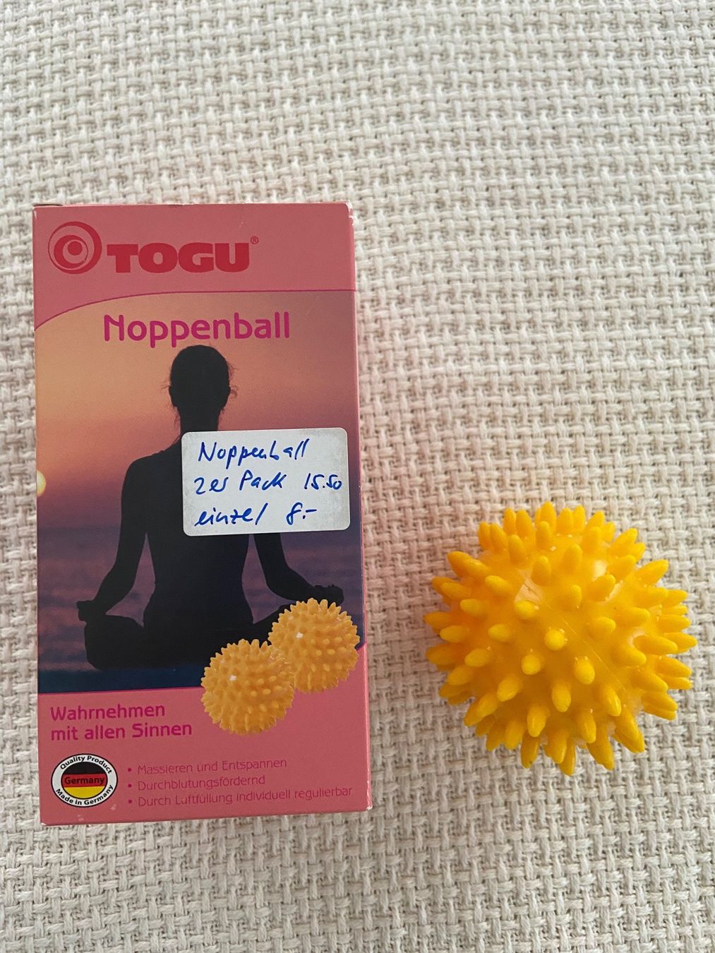 Palloni: 2er Pack Noppenball 8cm TOGU gelb – Nuovo e nell'imballaggio originale da Schafisheim venduto da Floromea