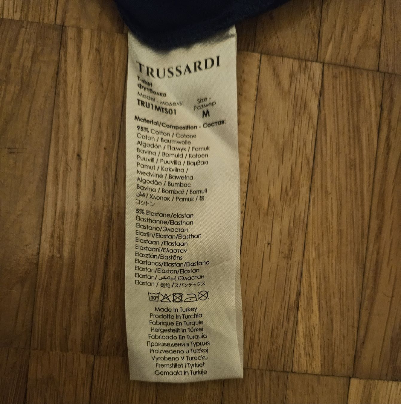 T-shirt: Schöner Trussardi Tshirt – Usato da Meilen venduto da apollo40 4