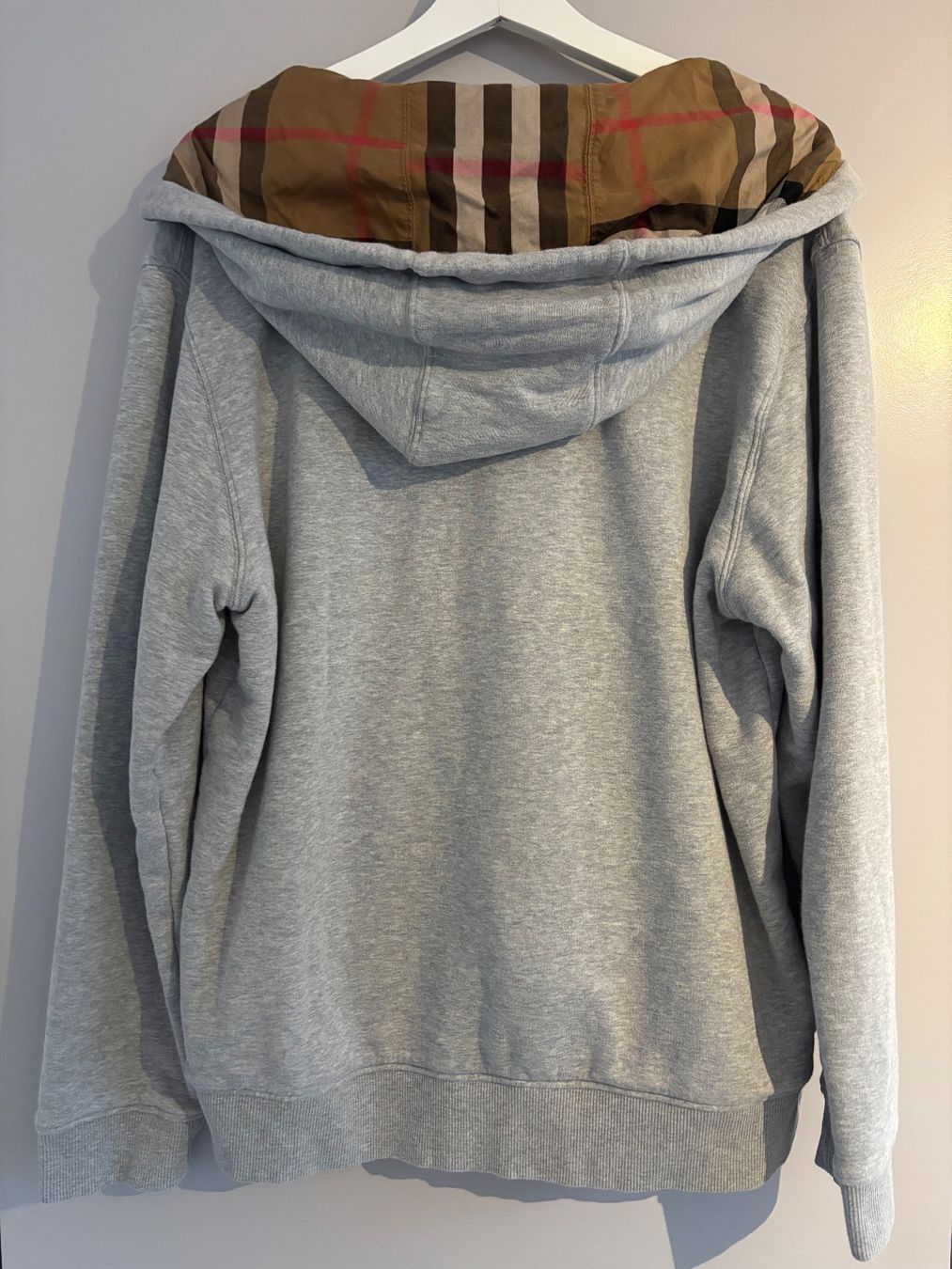 Maglioni & Felpe: Burberry Zipper – Usato da Horgen venduto da zimtaoui 1