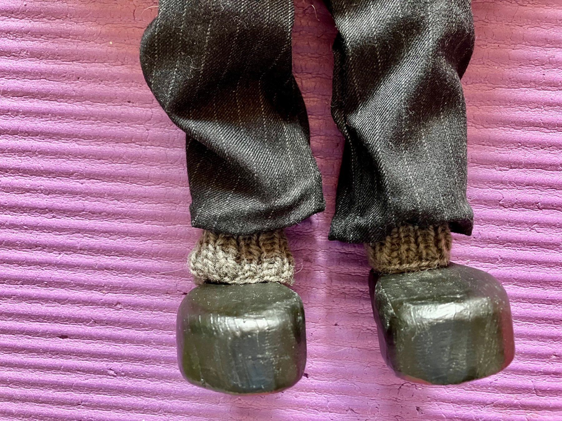 Statuette: Marionette – Usato da Winterthur venduto da Barunggeli 4
