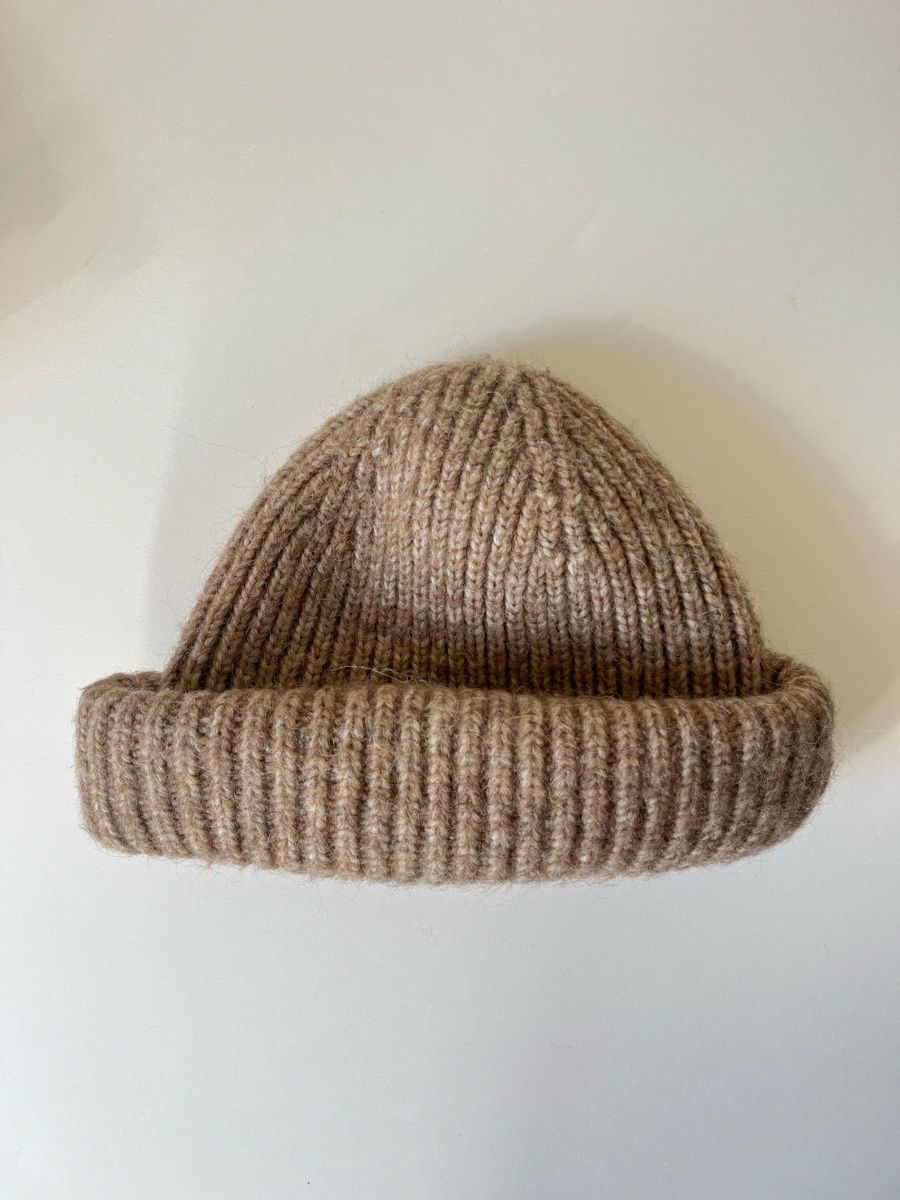Copricapi, berretti & cappellini: Bonnet beige &Other Stories, taille unique – Nuovo (secondo la descrizione) da La Chaux-de-Fonds venduto da vert_j 1