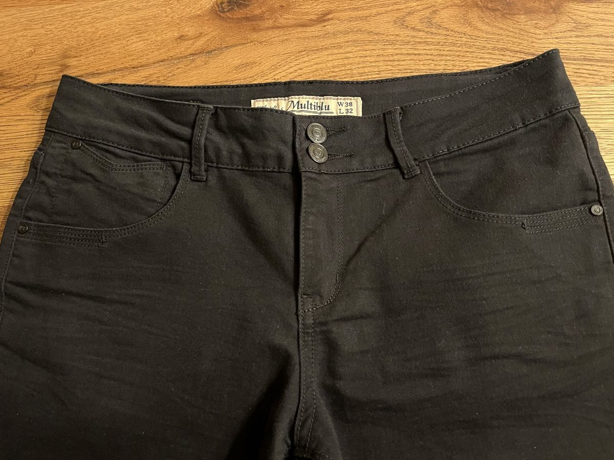 Jeans: Jeans  – Neuf (Voir description) à Schliern b. Köniz par medion3098 2