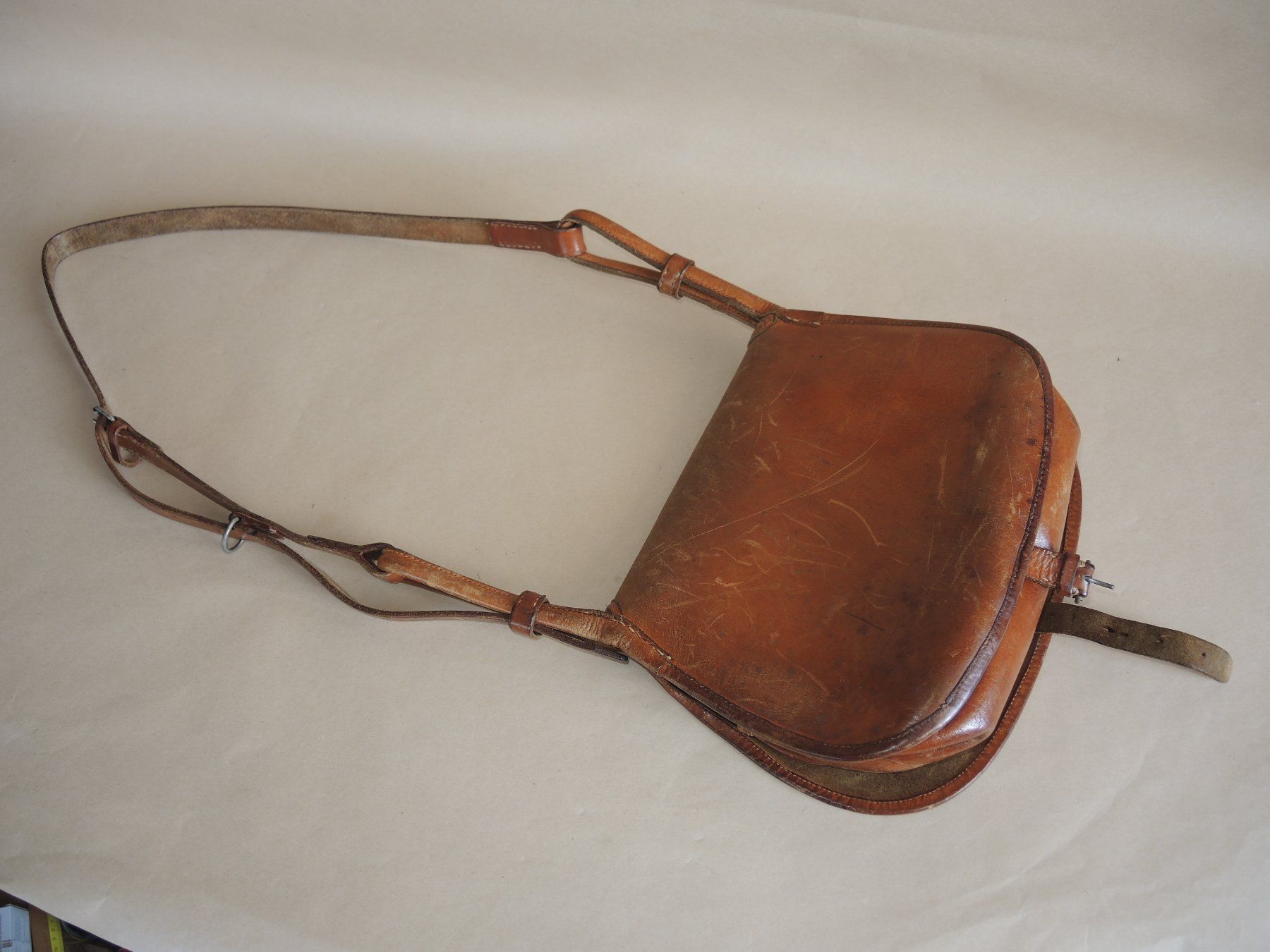 Taschen: Vintage Ledertasche  Umhängetasche  Echtleder – Gebraucht aus Rorschach von maeck8 1