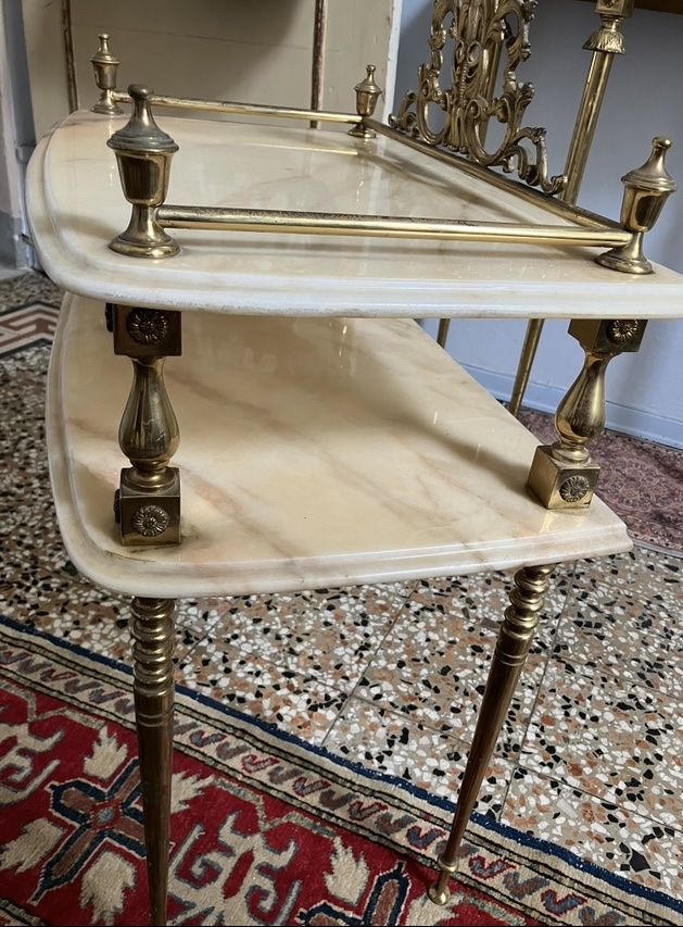 Tavoli: Tischlein aus Marmor & Messing – Usato da Bubikon venduto da nb_b8d9 6