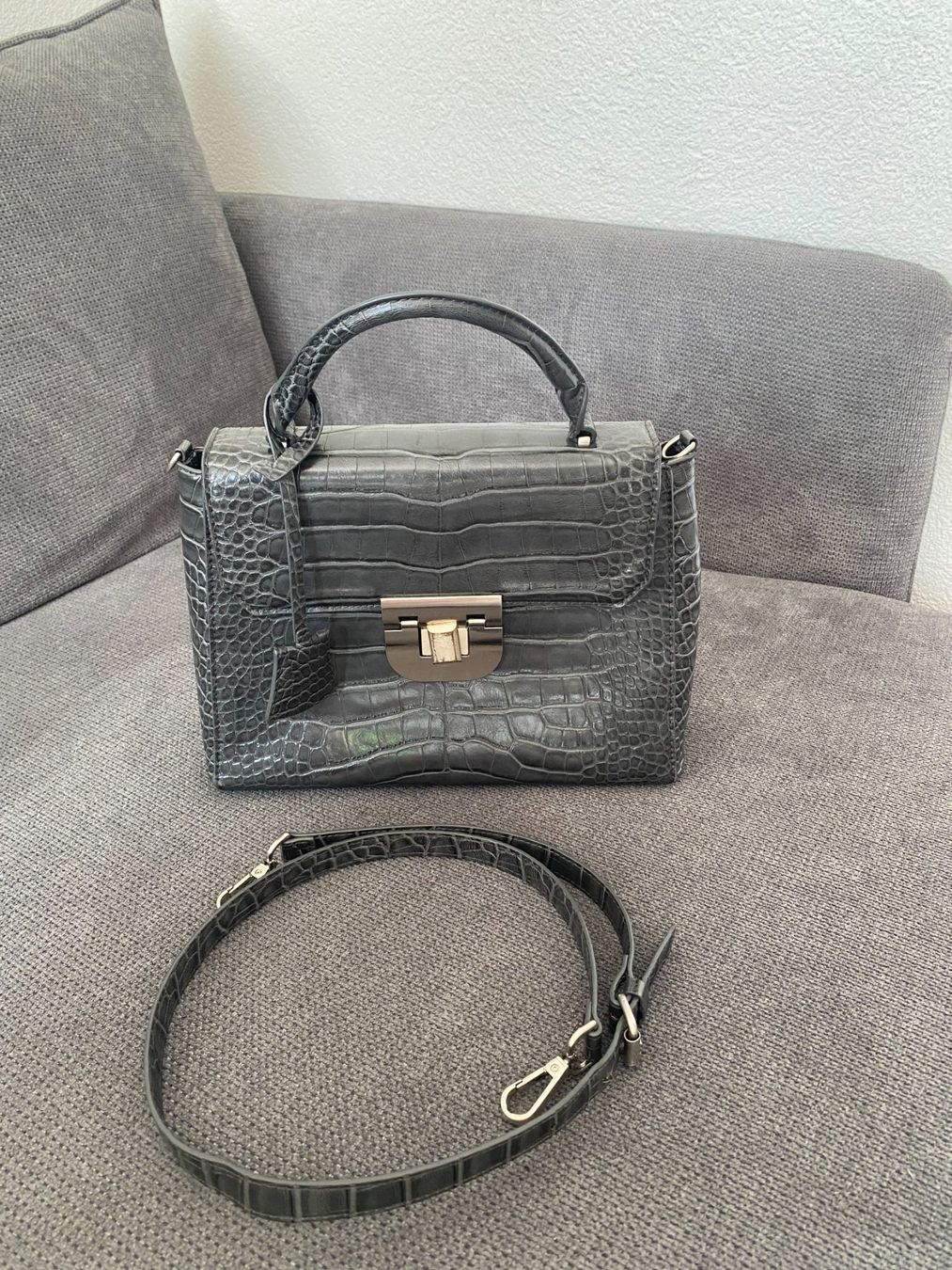 Zara Borse da donna: Damentasche – Usato da St. Gallen venduto da art_pn78 2
