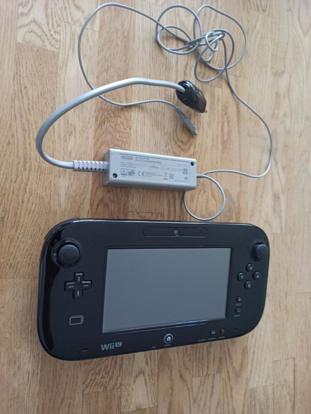 Nintendo Controller: Nintendo Wii U GamePad  (EUR) - Controller  Model WUP-010 – Usato da Oberweningen venduto da mar_87mx 5