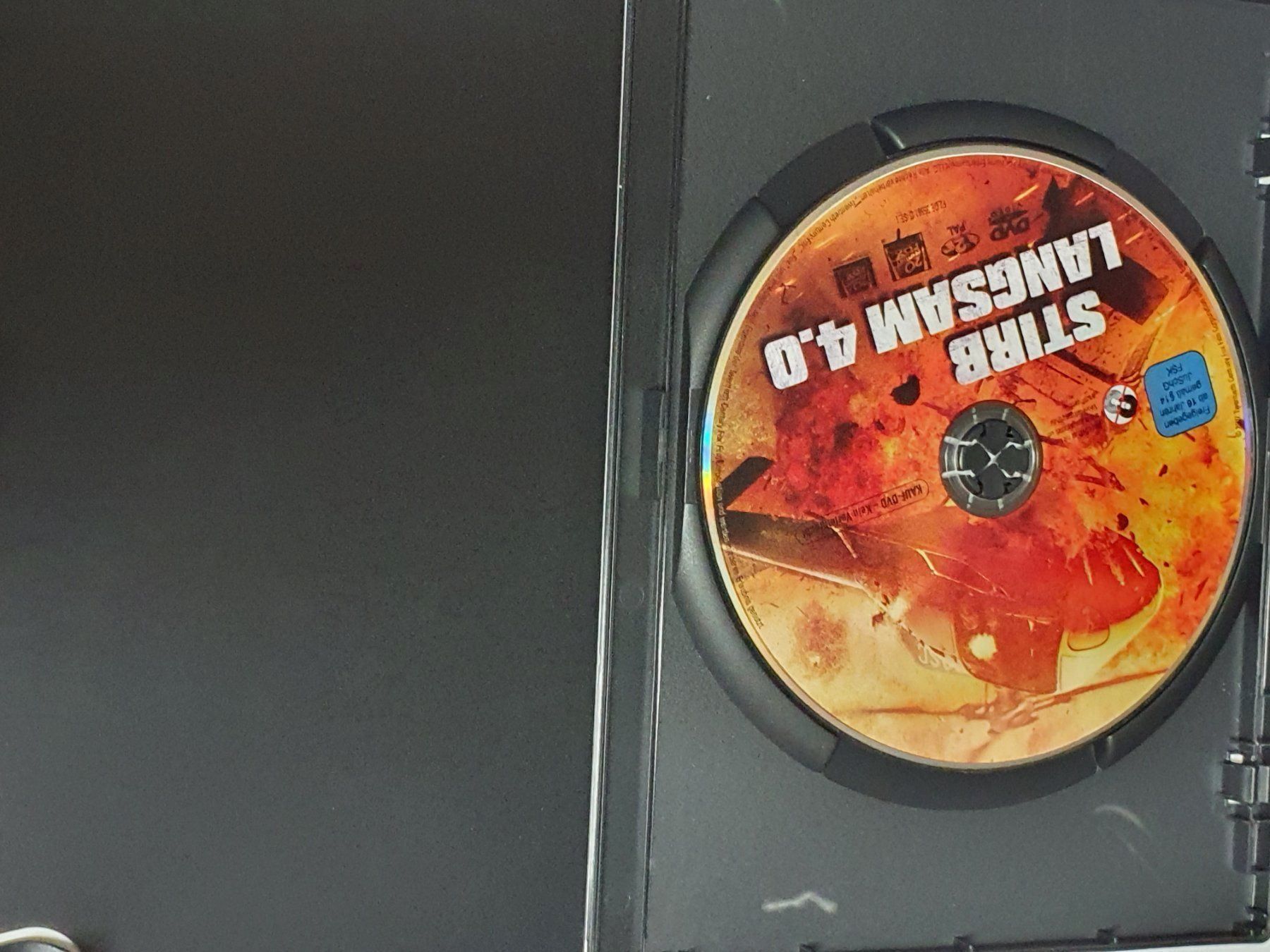 Tutti i DVDs: Stirb langsam 4.0  DVD Die Hard – Usato da Oberdorf BL venduto da BaldenEagle 1