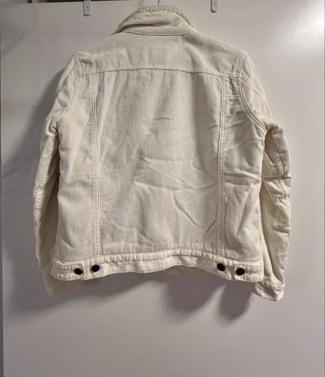 Jacken: Weisse Cordjacke mit Teddyfutter – Gebraucht aus Zürich von peachjess 2