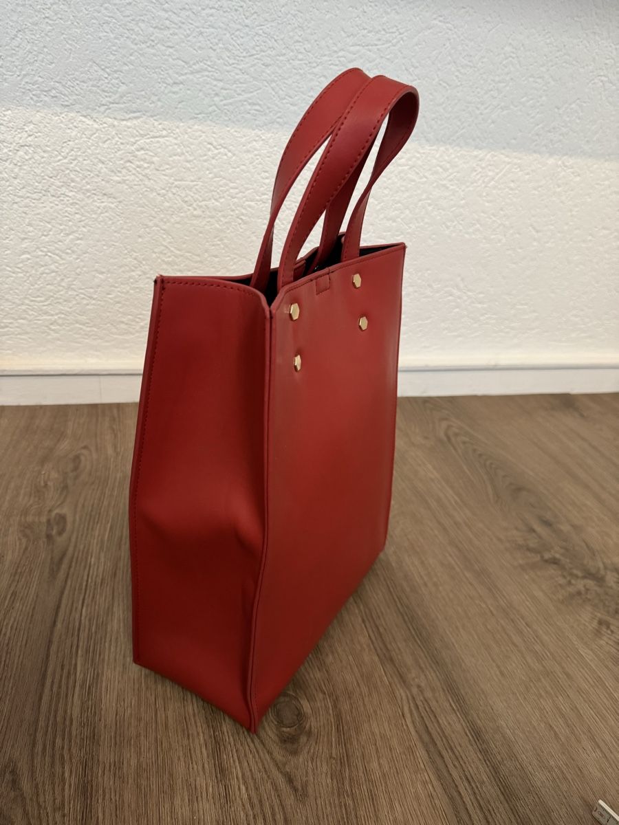 Pieces Borse da donna: Tasche Pieces rot Bag Handtasche – Usato da Fislisbach venduto da KolibriSecondhand 1