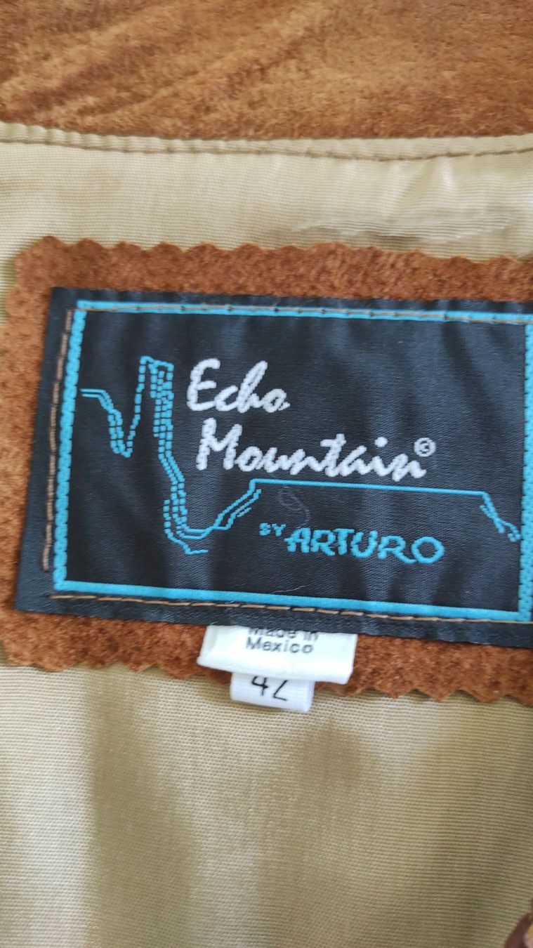 Gilets & Westen: Wildleder Gilet, Lable "Echo Mountain by Arturo" – Gebraucht aus Kreuzlingen von Dennis2004 2