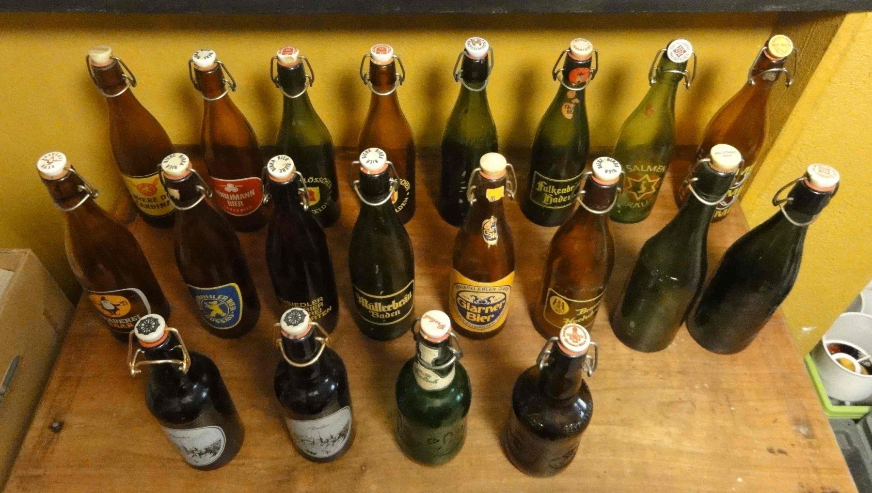Bicchieri, Caraffe & Bottiglie: 20 Stk. Bierflaschen, vor 1990 – Usato da Wohlen AG venduto da Flusslauf 1