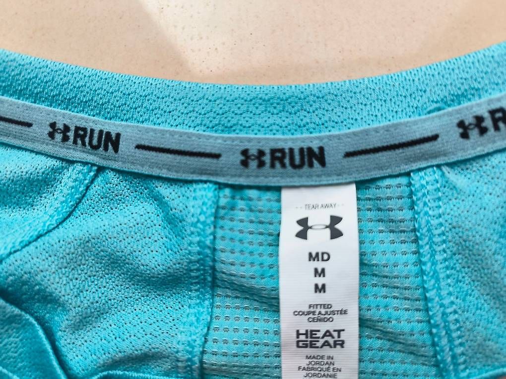 Under Armour T-shirt: T-shirt Running – Usato da Grône venduto da mmaye 2