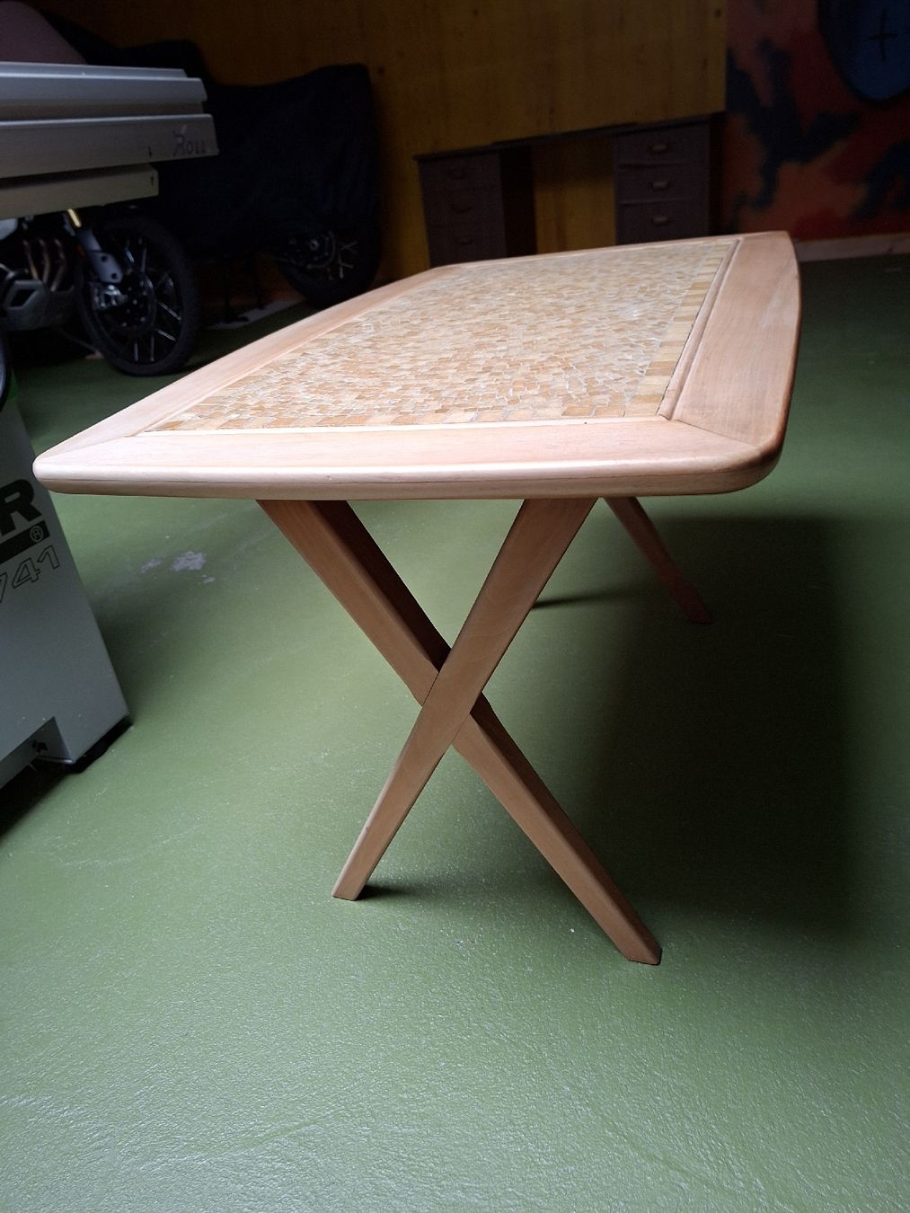 Tavoli: Vintage Couchtisch Mosaikmuster Einzigartige Design Nussbaum – Usato da Meikirch venduto da chrigeli06 3