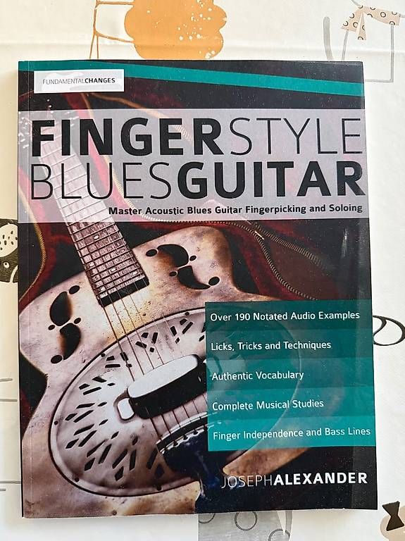 Libri: Fingerstyle Blues Guitar – Usato da Caslano venduto da jac_9qdd