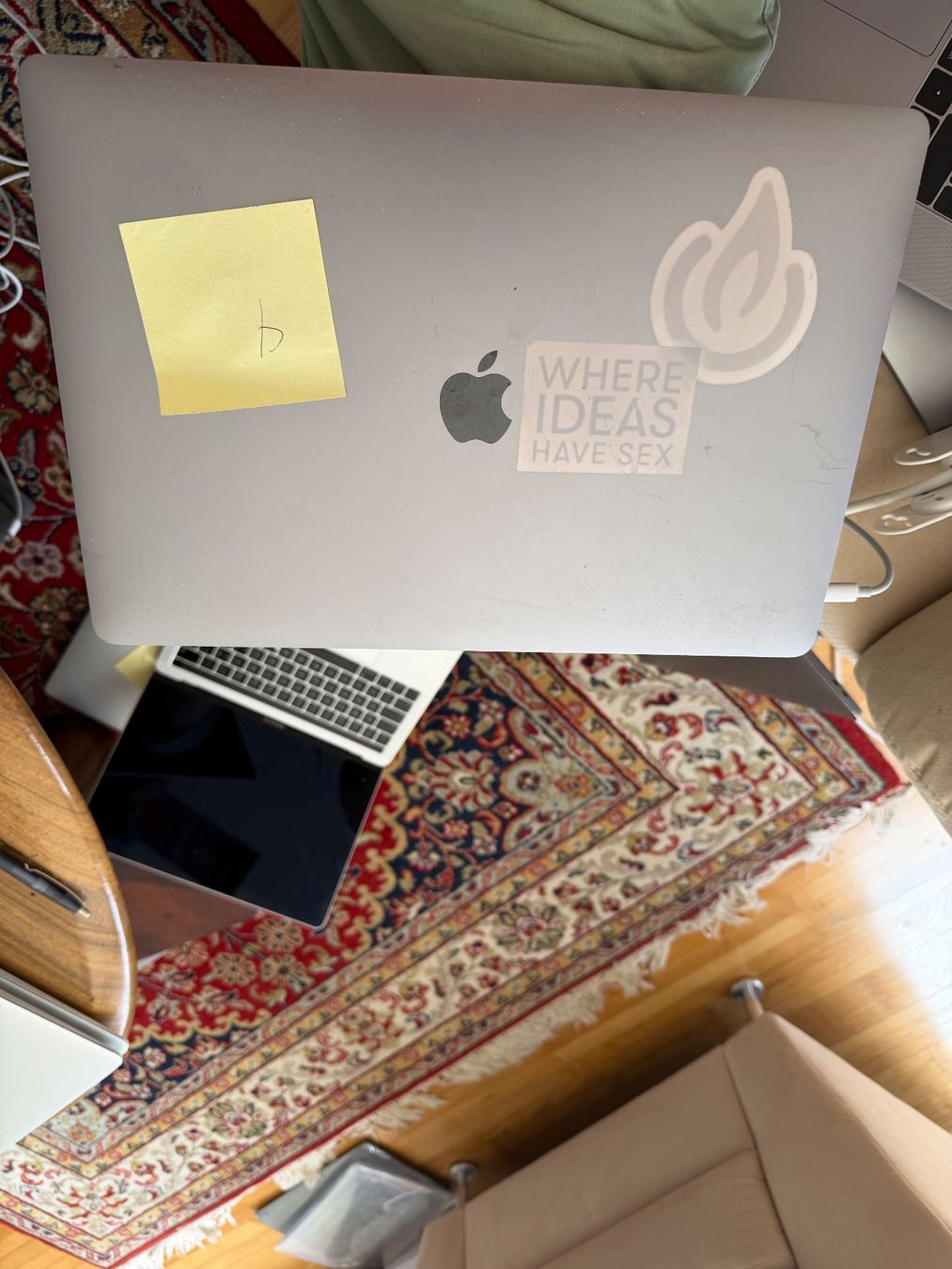 Apple Portables: Macbook pro 15  2016 – D'occasion à Schattdorf par Kofi57 1