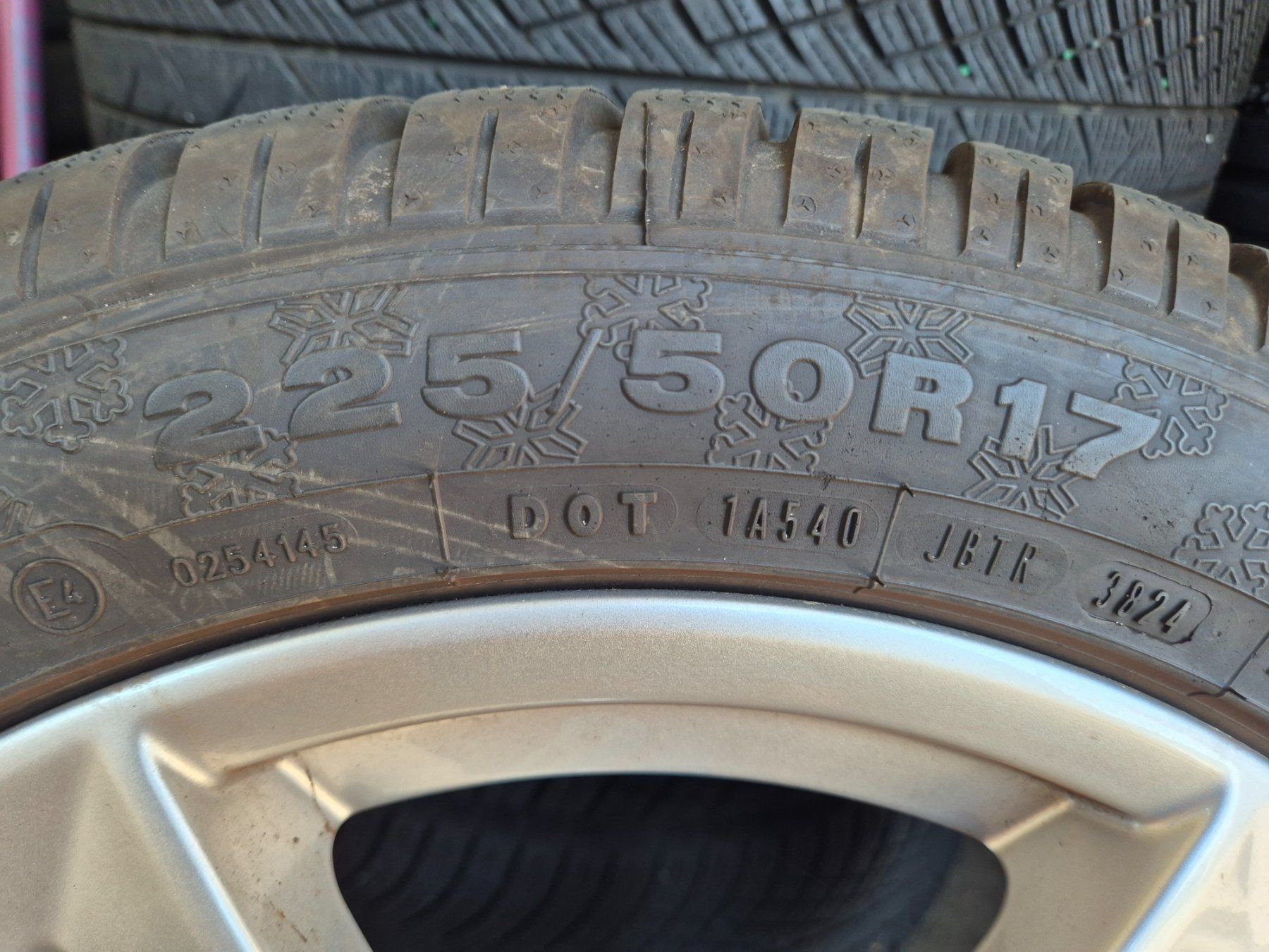 Audi Felgen: 4  Original Audi komplett Rad – Gebraucht aus Dagmersellen von sam_j8ky