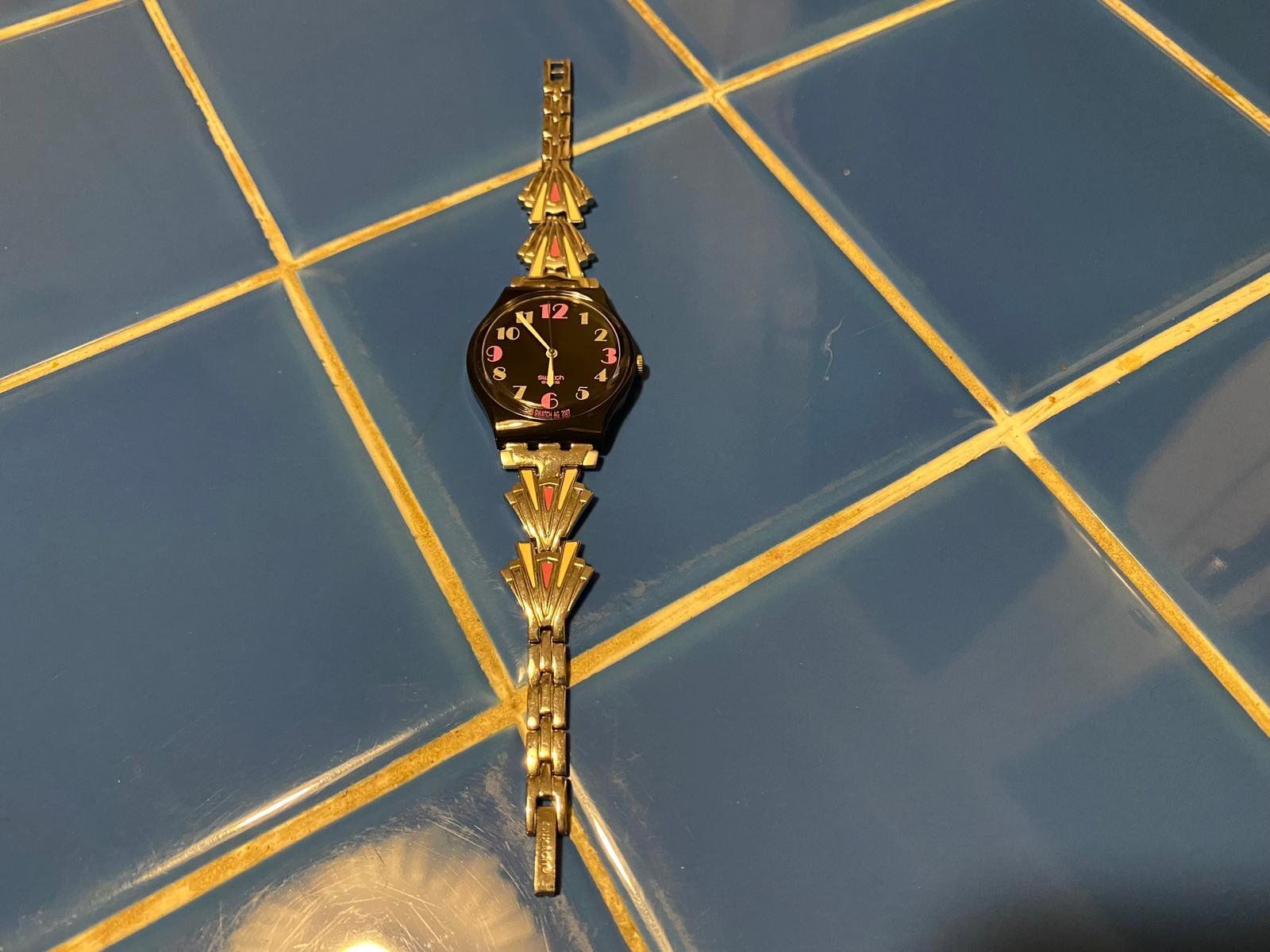 Swatch Smartwatch: Swatch Damen Uhr – Usato da Liestal venduto da Nizli 3